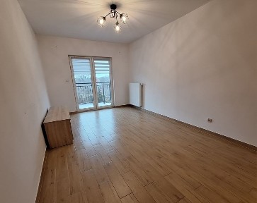 Mieszkanie 42 m2 2 pok, balkon windą garaż Tomaszów Maz.