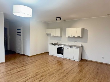 Wynajmę mieszkanie 42 m² w kamienicy - tylko najem długoterminowy