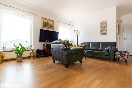 Przytulne i praktyczne mieszkanie z osobną kuchnią