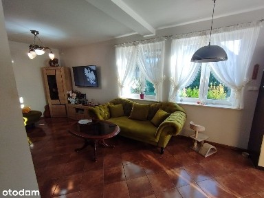 Dom parter z użytkowym poddaszem o pow. 187m2, okolice Kalisza