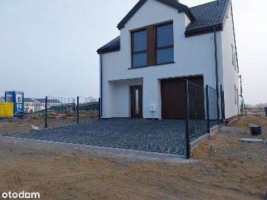 ** Dom wolnostojący w cenie blizniaka * Duża działka * Super cena **