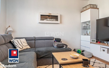 Mieszkanie 3-pokojowe z balkonem, dwupoziomowe.