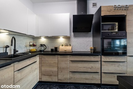 4 pok ogród i 2 szerokimi miejscami parkingowymi