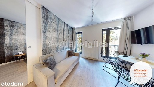 Nowoczesne studio w nowym budynku. HIT