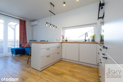 80m², 2 poziomy, taras, 2 miejsca parkingowe