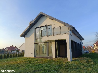 Dom w kameralnej dzielnicy Niwa, stan deweloperski premium