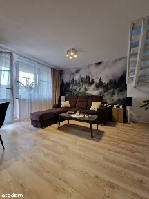 Dwupoziomowe mieszkanie z widokiem na góry