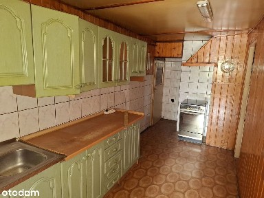 lokal mieszkalny nr 3, ul. Kolejowa 1, Święta Katarzyna