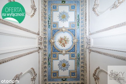 Drzwi do Narni - perła wśród stylowych kamienic