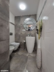 Kamienica w ścisłym centrum z trzema mieszkaniami