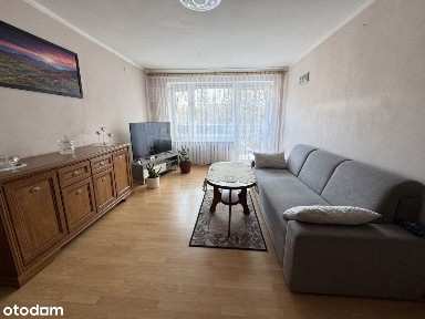 3 pokojowe mieszkanie w bloku z balkonem