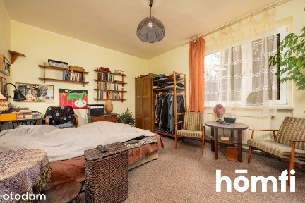 Studio z własnym ogródkiem i miejscem postojowym