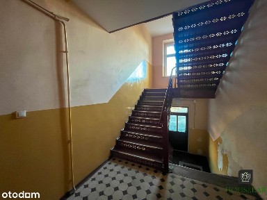 Przestronne mieszkanie 80 m² do remontu z ogrodem