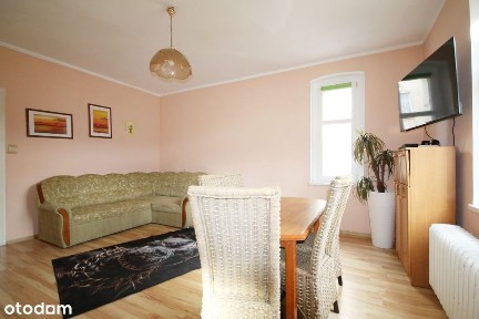 Atrakcyjne mieszkanie z werandą w Bolkowie