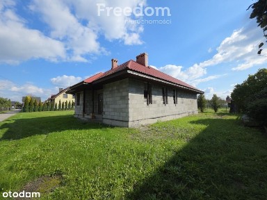 Dom w stanie surowym otwartym blisko Energylandii