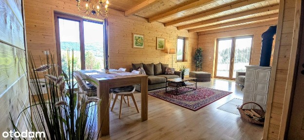 Dom w Beskidzie Niskim otoczony naturą