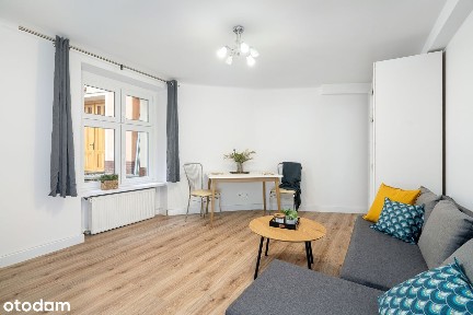 Świeżo odmalowane - osobna kuchnia - patio dla mieszkańców kamienicy