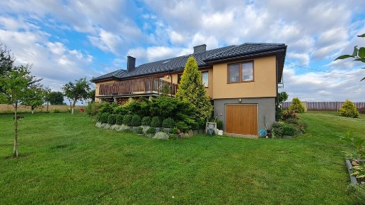 Elegancka Rezydencja z Ogrodem i Tarasem - Sprzedaż Bezpośrednia