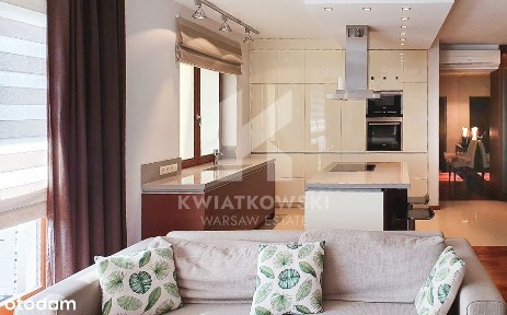 Apartament z balkonem i garażem, Mokotów