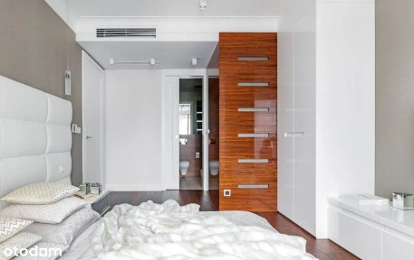 ul. Grzybowska, Mirów, Wola, Warszawa, mazowieckie