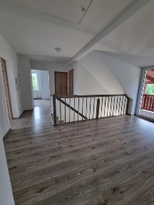 Duże bezczynszowe mieszkanie w spokojnej dzielnicy Krapkowice