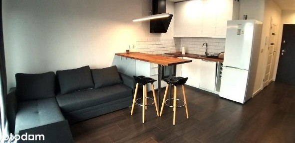 wygodna, umeblowana kawalerka w Sadach