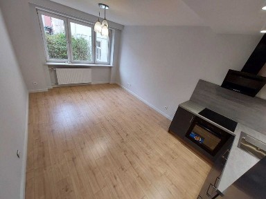 Bezpośrednio 3 trzy pokoje 45 m żabiniec Prądnicka po. Remoncie