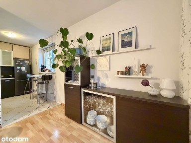 3 pokoje / 57,5m2 / 1 piętro / balkon / Osiedle F