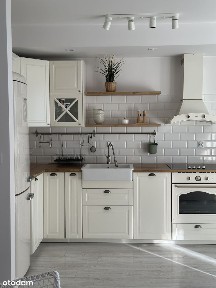 Piękne, doskonale oświetlone mieszkanie na Podolanach