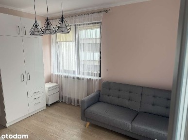 Stańczyka|Dwa pokoje z oddzielną kuchnią|Garaż