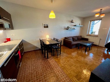 Sienkiewicza-wygodna kawalerka z dużym balkonem