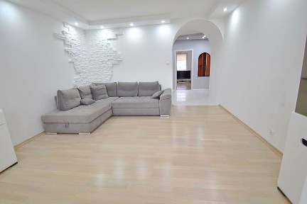 Mieszkanie 3-pokojowe z dużym balkonem. Ul. Ogrody 19E.