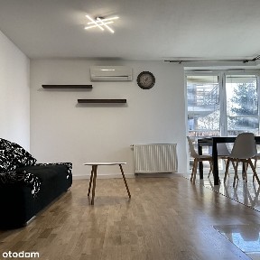 Dwupokojowe mieszkanie z balkonem i klimatyzacją