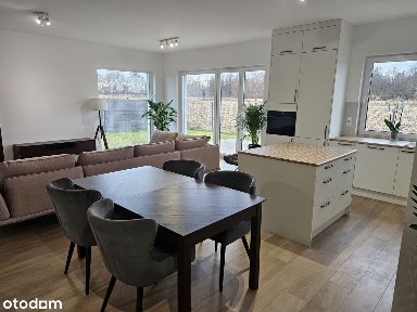 Dom parterowy wolnostojący Księginice, Domasław