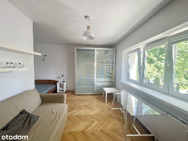 ul. Karmelicka, Muranów, Śródmieście, Warszawa, mazowieckie