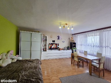 Jagiellońska, 2 pokoje z balkonem, bez prowizji