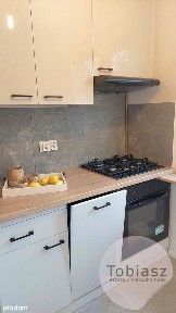 2 pokoje, osobna kuchnia, po remoncie/ os. Strusia