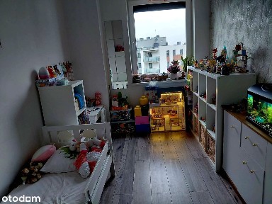 Nowoczesne 4-pokojowe mieszkanie z balkonem