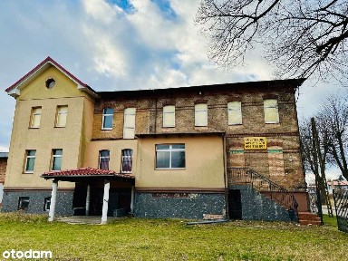 Budynek w centrum Lęborka - budynek usługowy