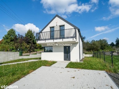 Dom w stanie deweloperskim, Koźmice Małe