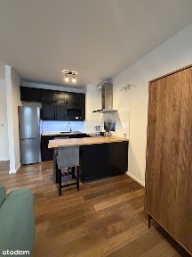 2 pokoje | ostatnie piętro | balkon | klimatyzacja | garaż