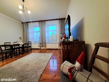 Dom blisko Centrum z działką Wynajem Jędrzejów.