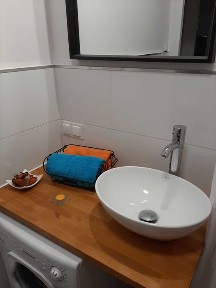 Urocza kawalerka w centrum Łodzi [Cosy apartment in the city center]