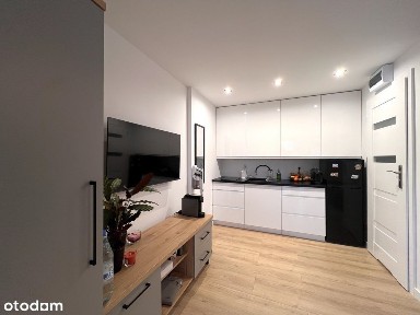 Kawalerka z ogródkiem przy Uniwersytecie.