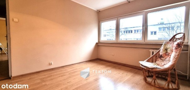 Teofilów M3 z balkonem do remontu