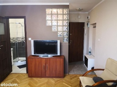 Kawalerka na Mokotowie, Al.Niepodległości