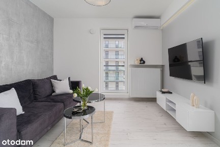 Klimatyzowany apartament z widokiem na Manufakurę