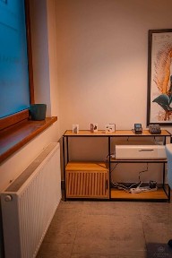 Wynajmę gabinet / stanowisko kosmetyczne - paznokcie, rzęsy, makijaż