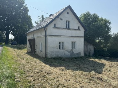 Dom z dzialka budowlana