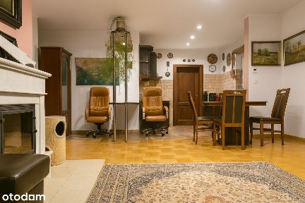 Dom z ogromną działką i ogrodem w centrum